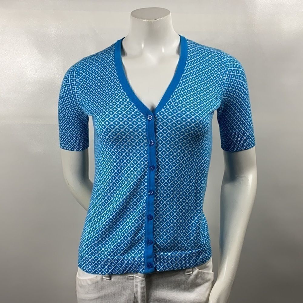 Ann Taylor Petite Diamond Shape B/W Top Size: XSP